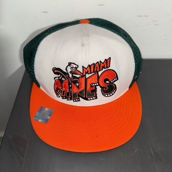 Vintage 90’s Miami Hurricanes Trucker Snap Back Hat - Picture 1 of 5